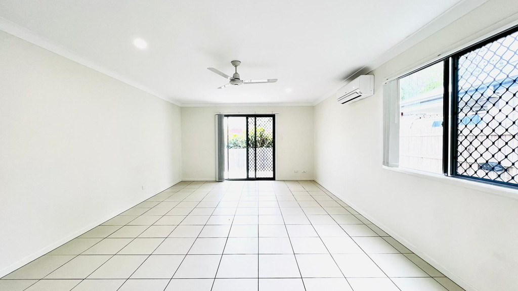 1/114 Shailer Road, Shailer Park QLD photograph