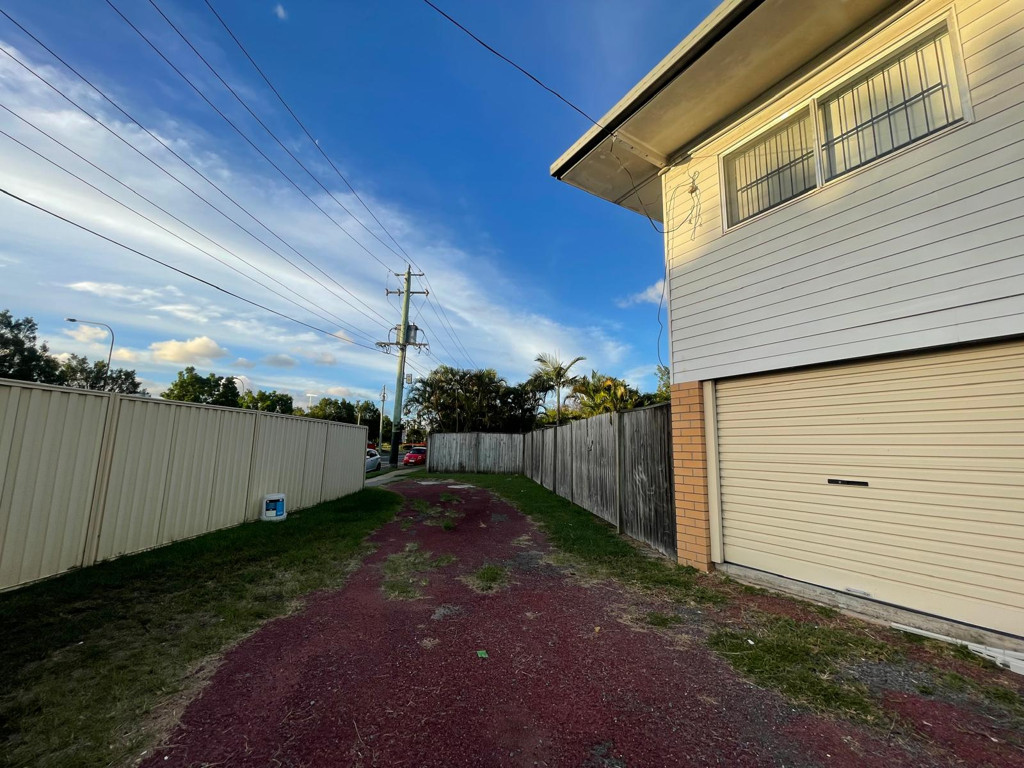 18 Springwood Road, Underwood QLD photograph