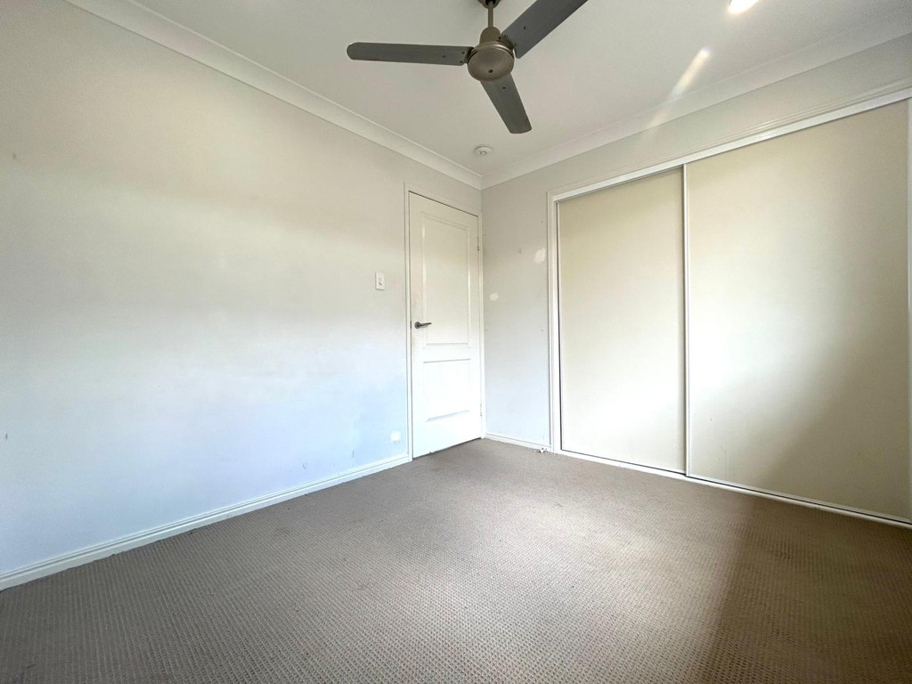 14B Karawatha Street, Springwood QLD photograph
